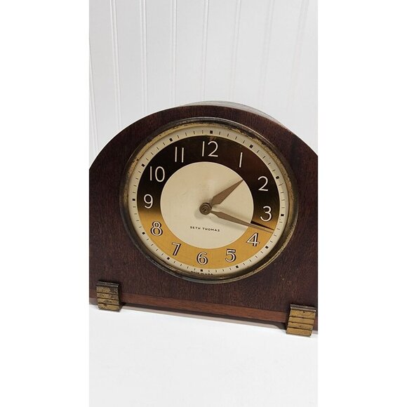 Vintage Seth Thomas Wood Mantel Clock With Brass Accents - Picture 6 of 16